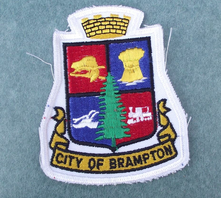 1980s City of Brampton Ontario Canada Coat of Arms Tourist Sew on Clothes Patch - Badgecrazy