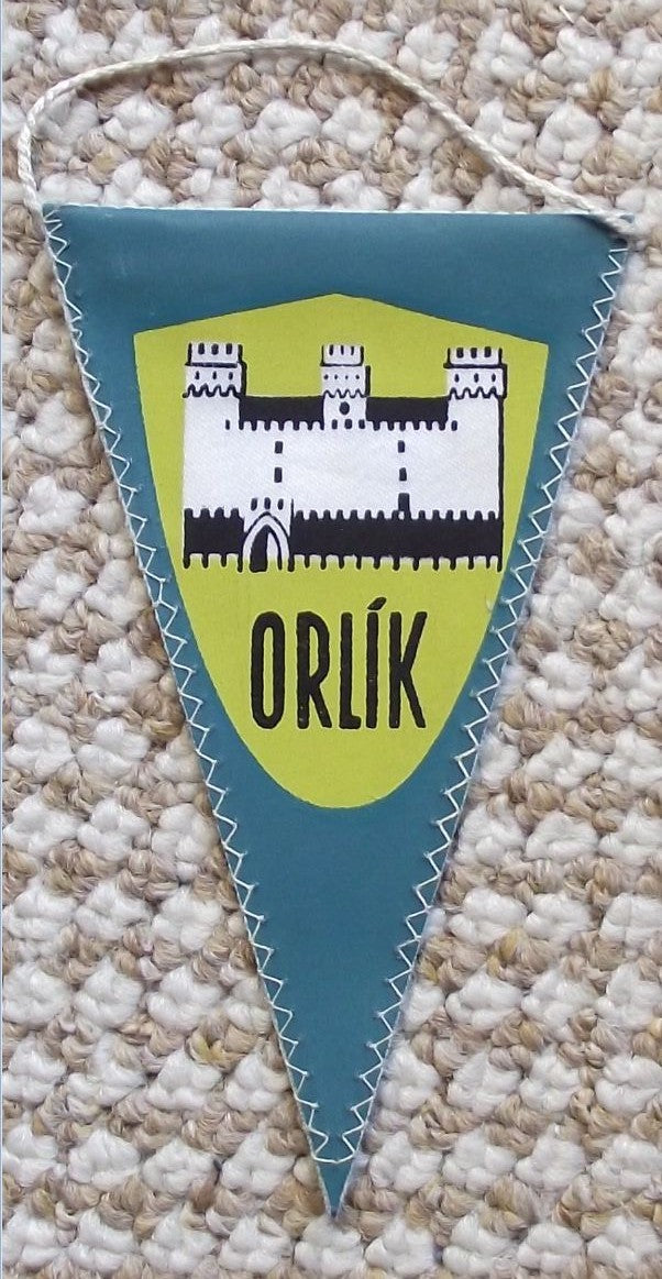 Zvikov & Orlik Castles Czechoslovakia Tourist Attraction Souvenier Pennant Flag