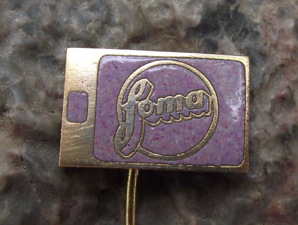 Antique FOMA Classic Slide Roll Camera Film Photo Negative Enamel Pin Badge - Badgecrazy