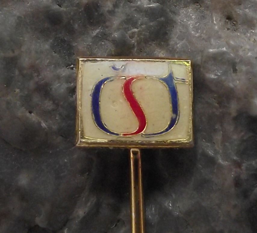 Small Ceska Statni Televize CST Czech State Television Broadcasting Pin Badge - Badgecrazy
