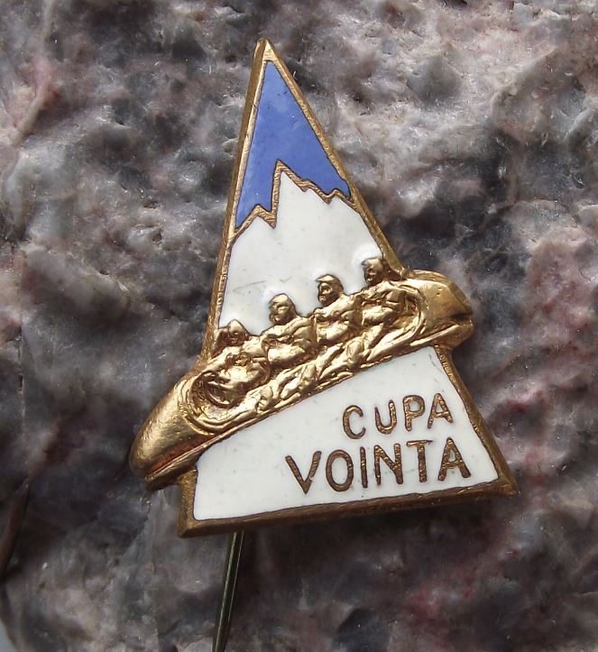 Antique Vointa Cup Four 4 Man Bobsleigh Sled Bobsled Winter Sports Pin Badge - Badgecrazy