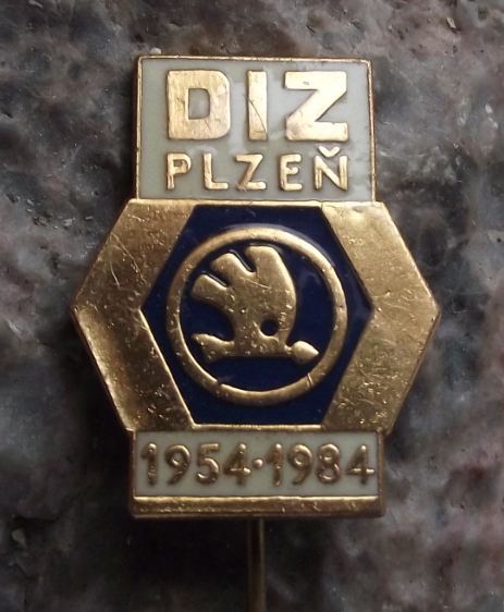 1984 Skoda DIZ Plzen Engineering Supplies 30th Anniversary Pin Badge - Badgecrazy