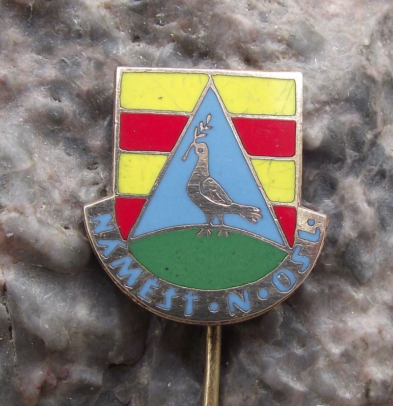 Antique Namest nad Oslavou Czechoslovakia Coat of Arms Heraldic Crest Pin Badge - Badgecrazy