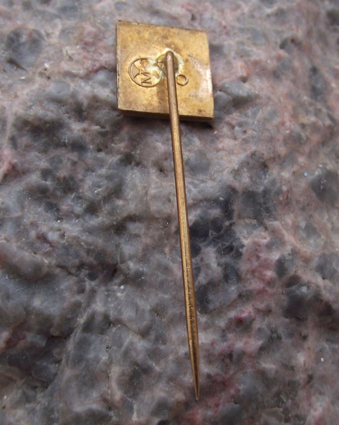 Antique Polna Czechoslovakia Coat of Arms Heraldic Crest Souvenier Pin Badge - Badgecrazy