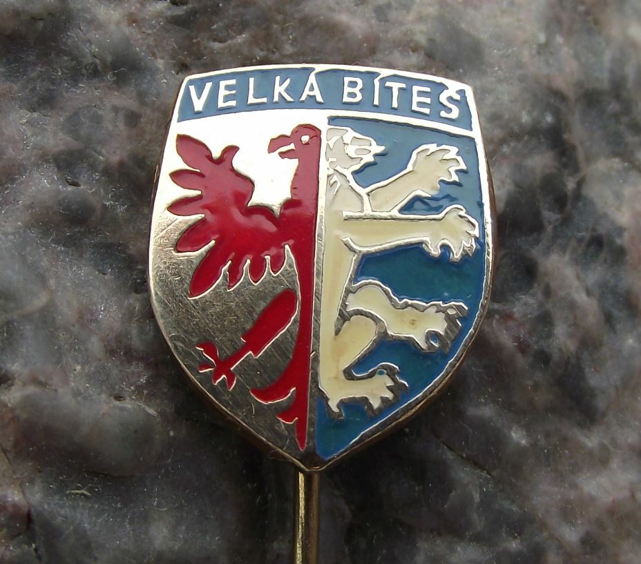 Antique Velka Bites Czech City Eagle Lion Coat of Arms Heraldic Crest Pin Badge - Badgecrazy
