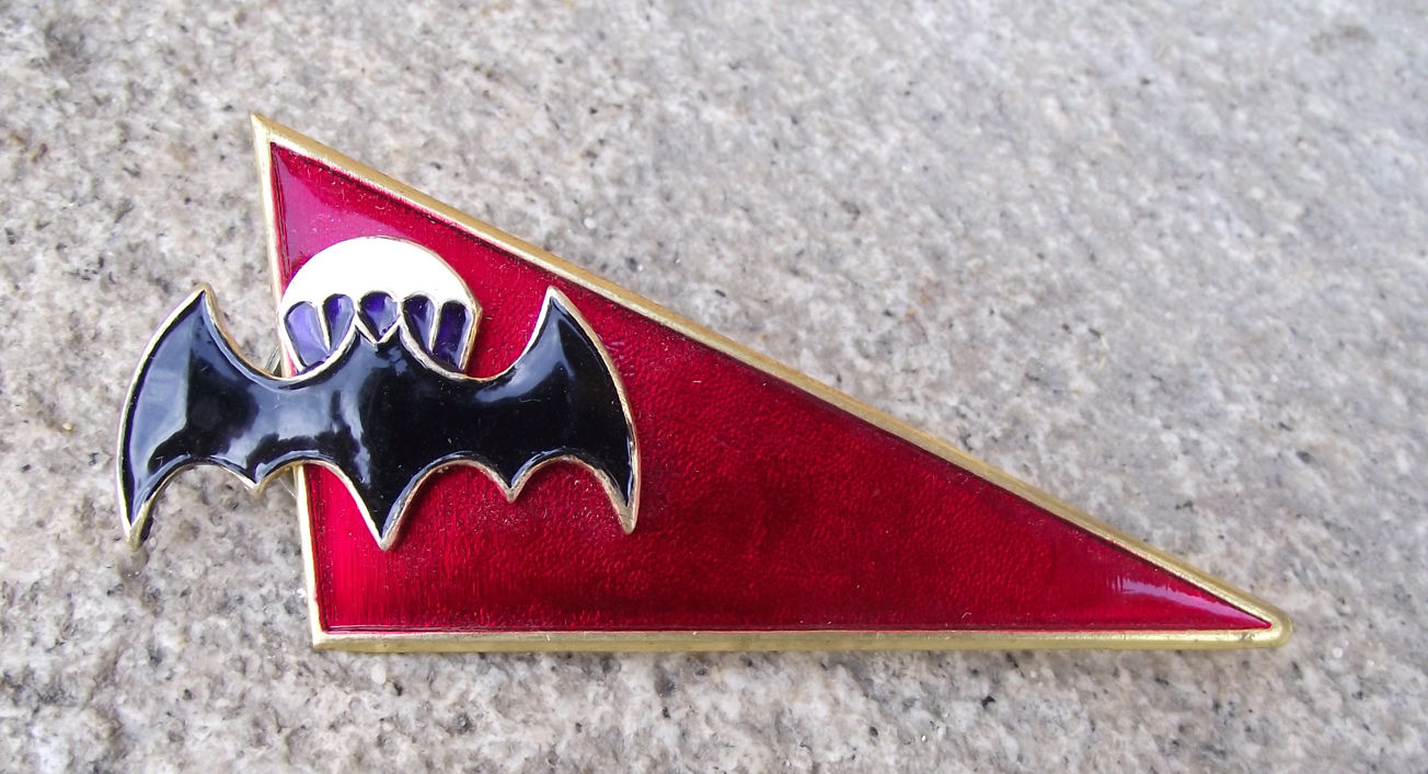 Soviet Union Military Army Parachute Regiment Special Forces Bat Motif Pin Badge - Badgecrazy