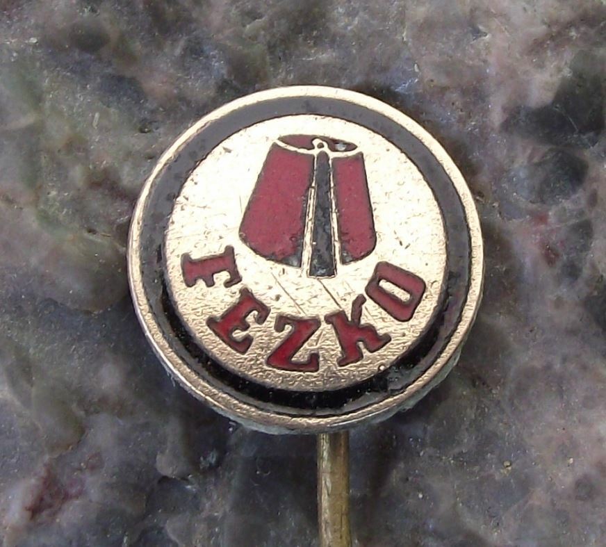 Antique Fezko Czechoslovakia Traditional Czech Fez Maker Hat Hatter Pin Badge - Badgecrazy