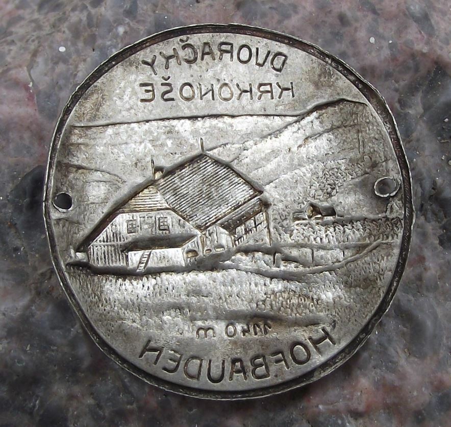 Dvoracky Krkonose Mountains 1140m Hofbauden Ski Lodge Stick Shield Stocknagel - Badgecrazy
