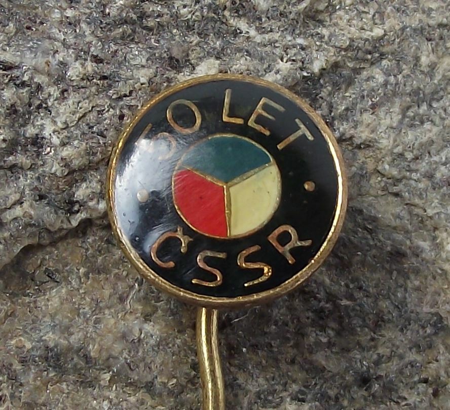 1968 Czechoslovakia 50th Anniversary Independence Military Roundel Pin Badge - Badgecrazy