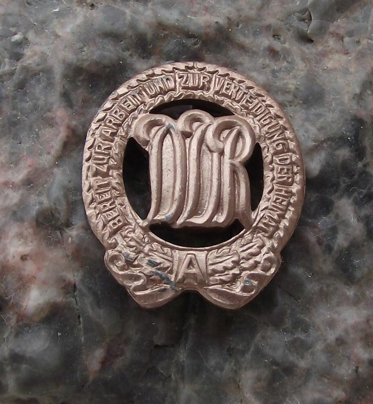 Antique DTSB East German DDR GDR Central Sports Performance Class A Pin Badge - Badgecrazy