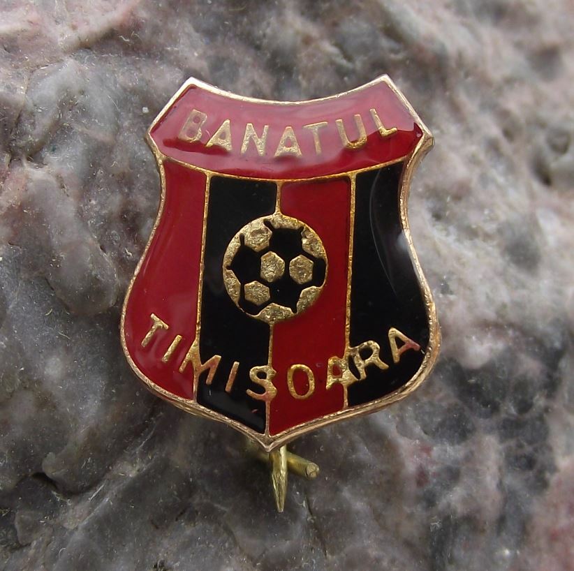 Antique Banatul Timisoara Romania Romanian Soccer Football Club Crest Pin Badge - Badgecrazy