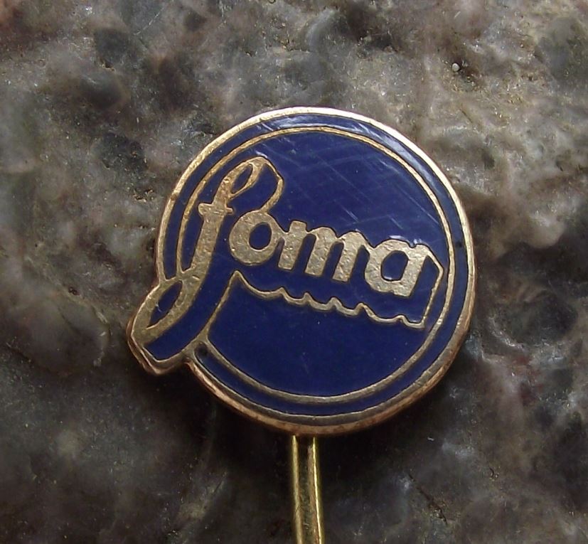 Antique FOMA Fotochema Czech Camera Film Photography Firm Pin Badge Blue - Badgecrazy