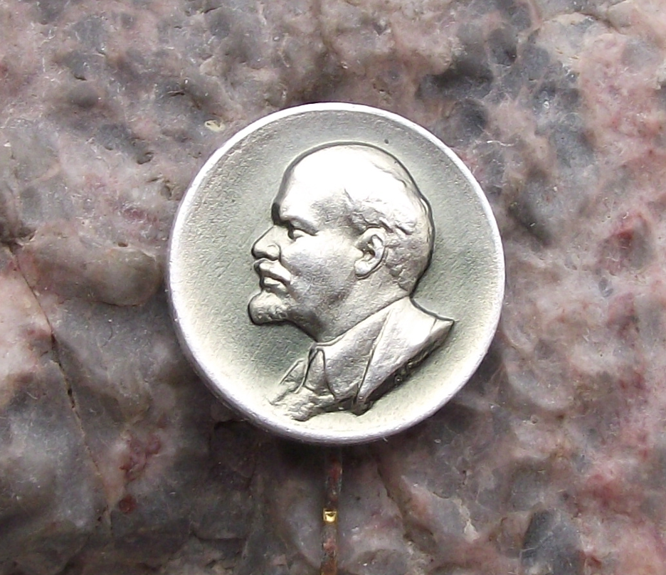 Vintage Vladimir Lenin Soviet Union Russian Premier Communist Leader Pin Badge - Badgecrazy