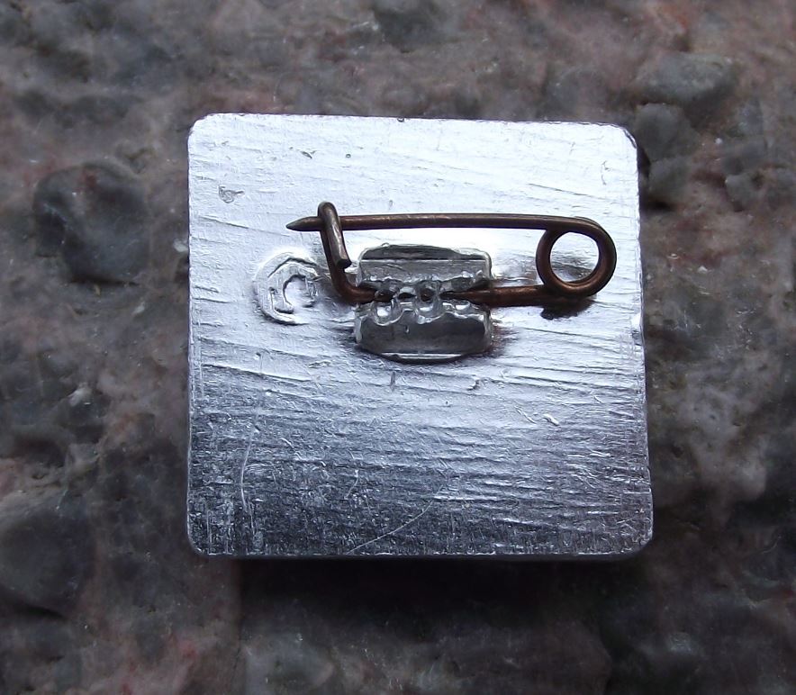 Antique Ulyanovsk City Russia Birthplace of V Lenin Soviet Politician Pin Badge - Badgecrazy