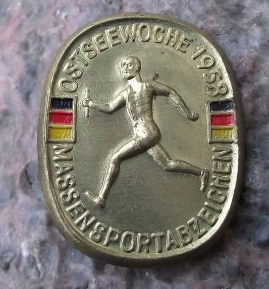 1958 Ostseewoche Baltic Week DDR East Germany Sports Festival Pin Badge - Badgecrazy