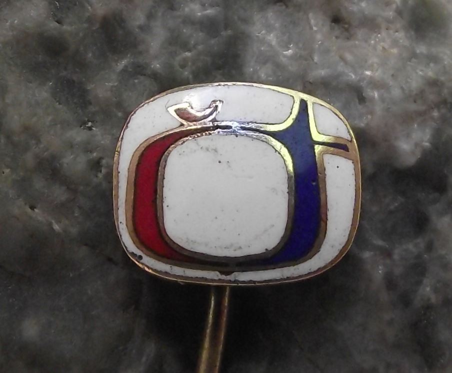 Antique Ceska Televize Czech State Television TV Broadcasting Company Pin Badge - Badgecrazy