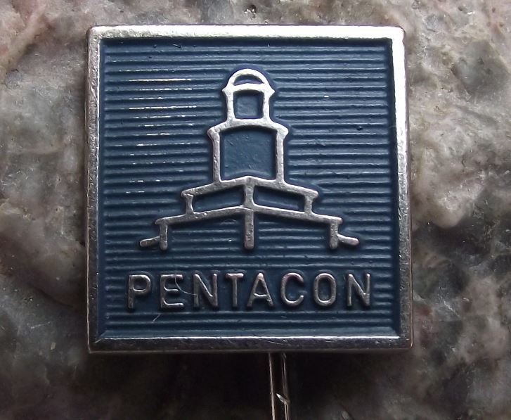 Vintage Pentacon SLR Camera Lens Pentaprism Dresden German Advertising Pin Badge - Badgecrazy