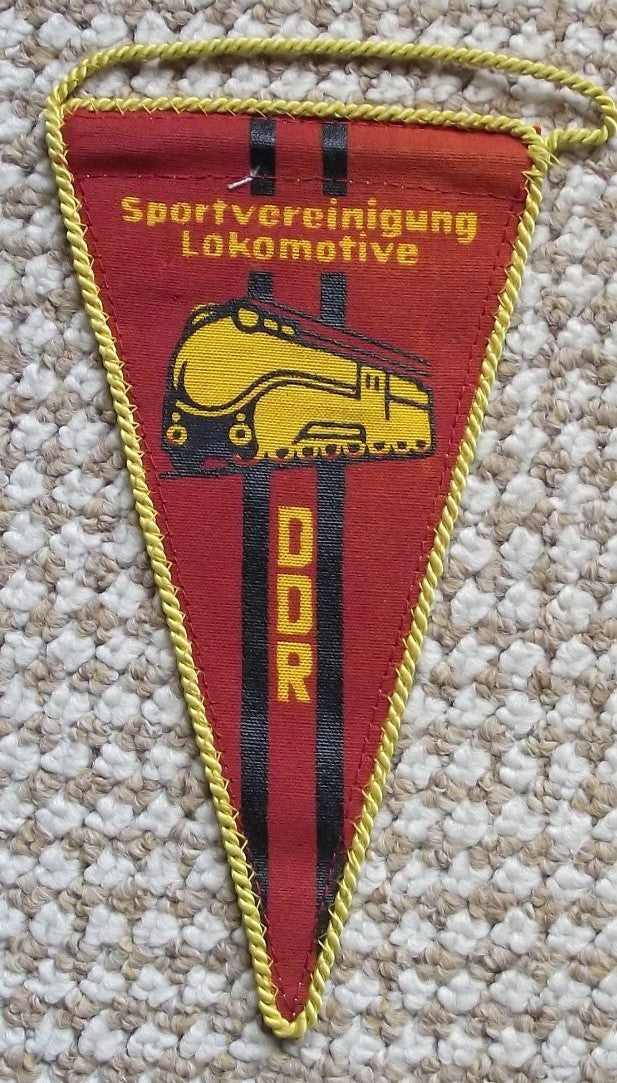 Sportvereinigung Lokomotive DDR East Germany Sports Club Train Pennant Flag - Badgecrazy