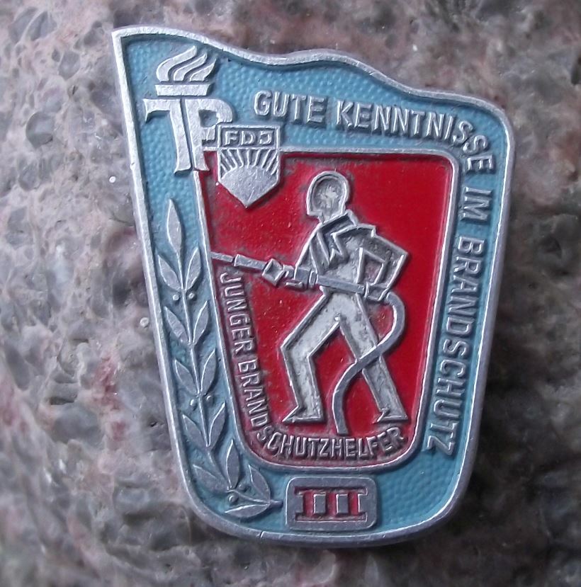 Vintage East Germany DDR GDR Thalmann Pioneer FDJ Young Firefighter Pin Badge - Badgecrazy