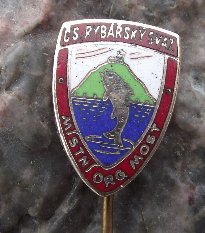 Antique Most Bridge Fishing Angling Association CSRS Members Fish Pin Badge - Badgecrazy