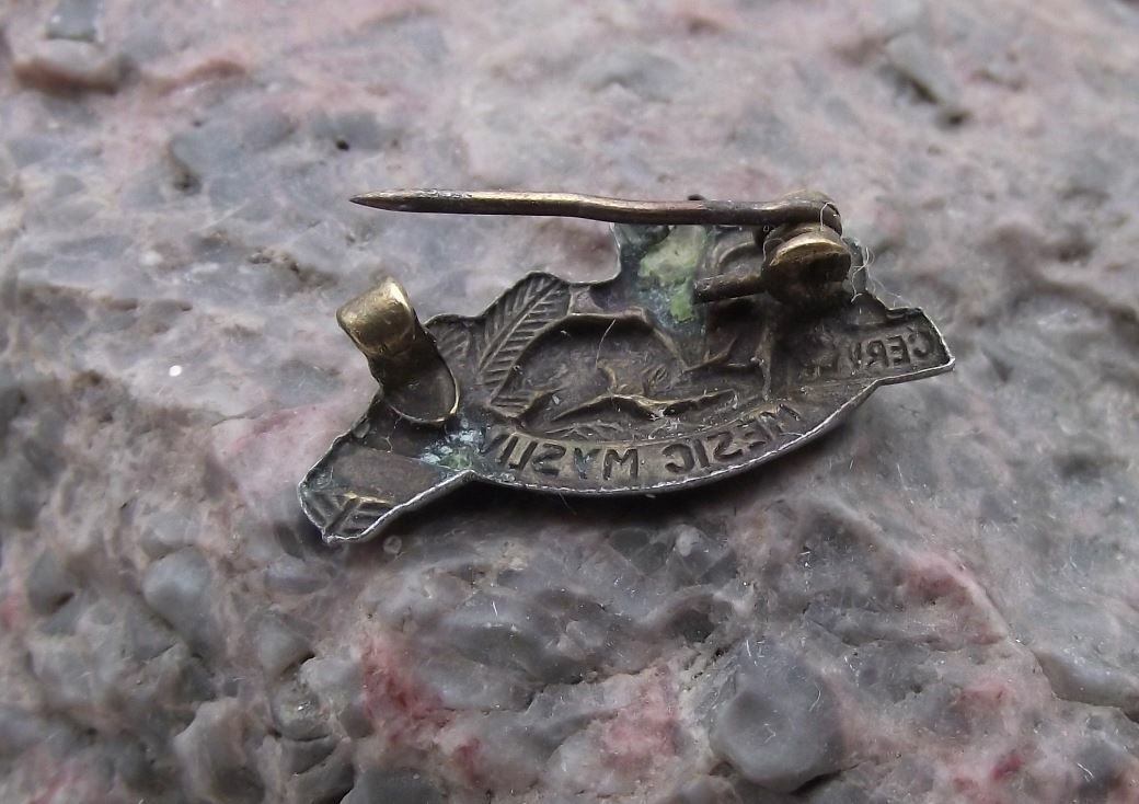 Antique Czechoslovakia Hunters June The Hunting Season Young Deer Hunt Pin Badge - Badgecrazy