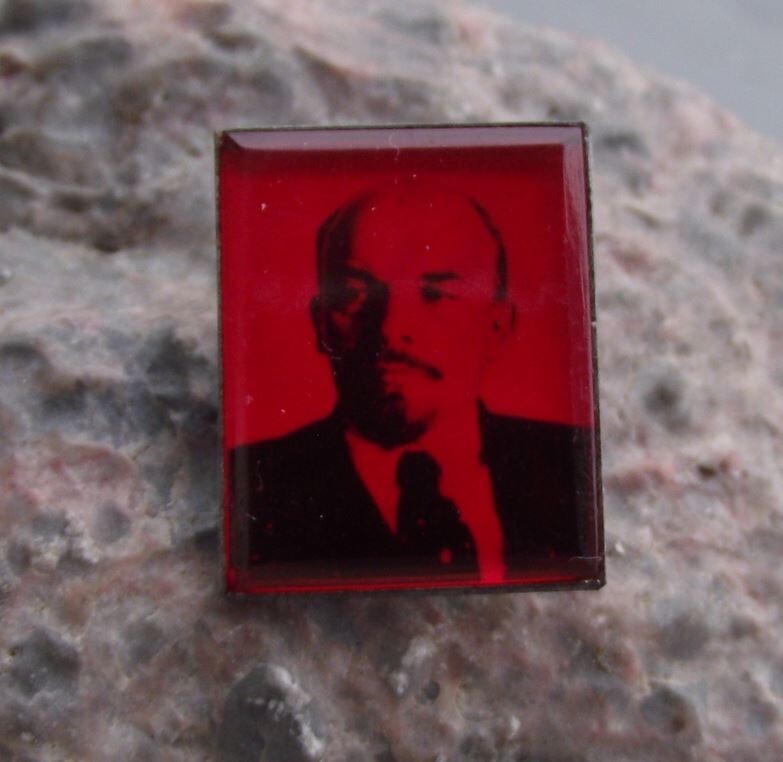 Vintage Photographic Style V I Lenin Soviet Union Russia Russian Pin Badge - Badgecrazy