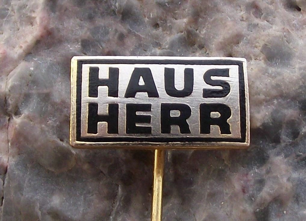 Vintage Haus Herr Crawler Hydraulic Drilling Rig Drill Company German Pin Badge - Badgecrazy