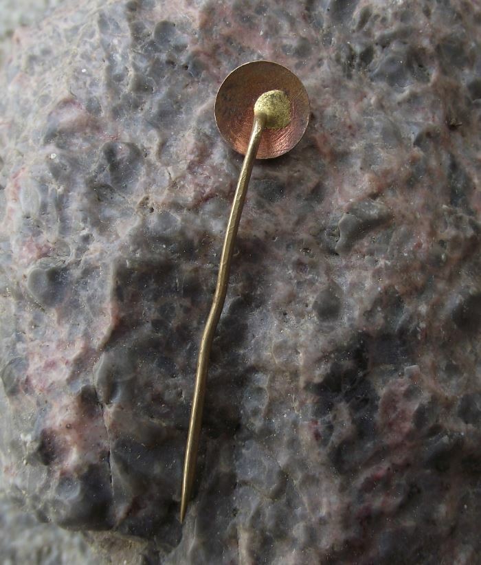 Antique CZ Weapons Pistols Rifles Gun Factory Czechoslovakia Yellow Pin Badge - Badgecrazy