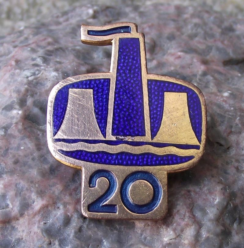 Antique Power Station Plant Cooling Towers Chimney Stack Anniversary Pin Badge - Badgecrazy