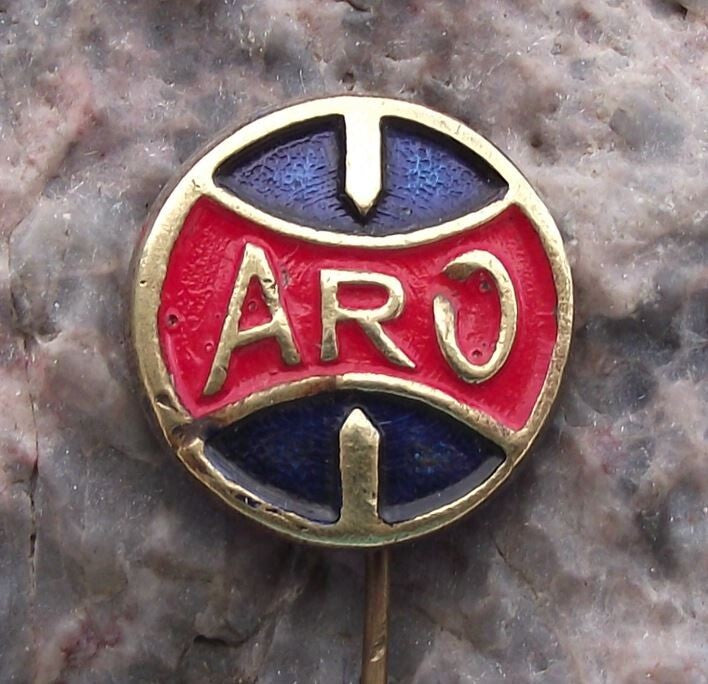 Vintage ARO Resistance Welding Technologies Tools Engineering Pin Badge - Badgecrazy