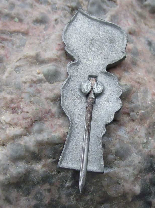Antique STM Czechoslovakia Creativity Competition Communist Youth Pin Badge - Badgecrazy