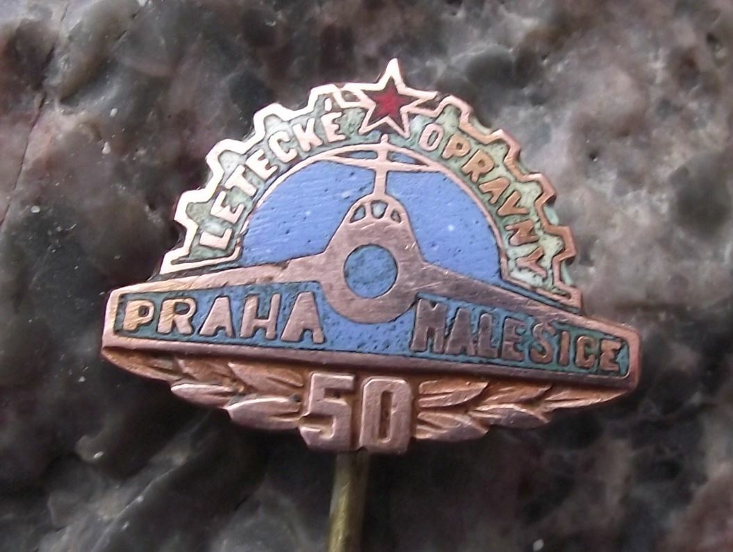 1965 Czech Air Force Aircraft Repair Malesice Ministry of Defence Pin Badge - Badgecrazy