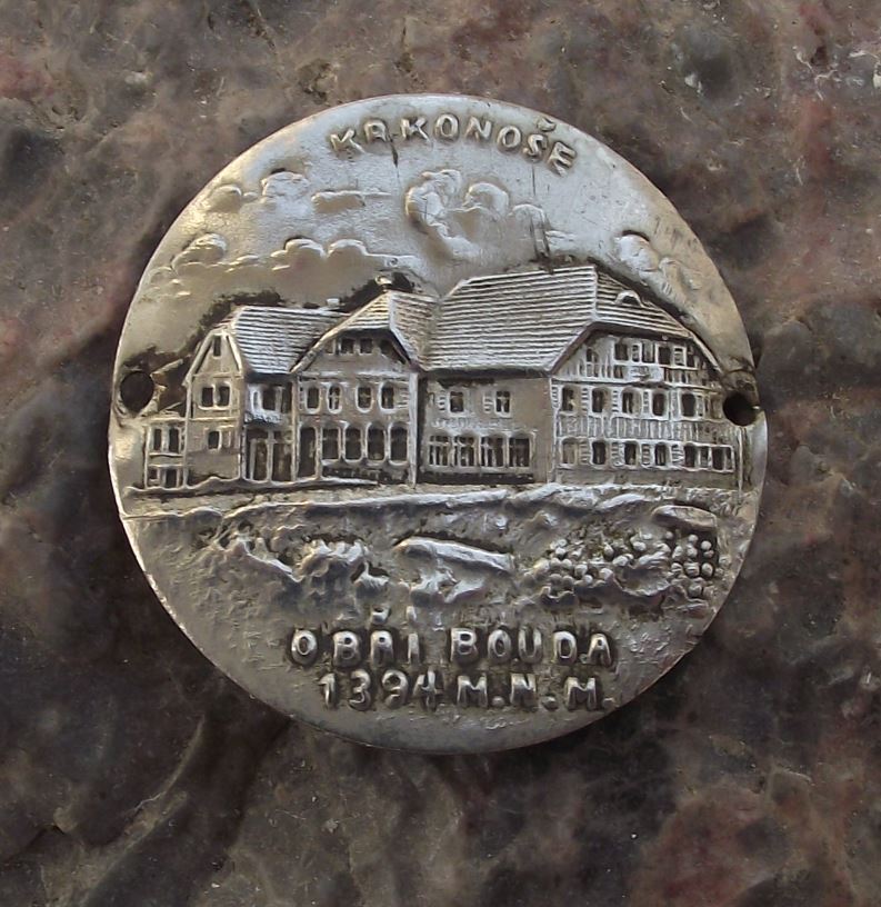 Obri Giant Bouda Krkonose Mountains 1394m Walking Lodge Stick Shield Stocknagel - Badgecrazy