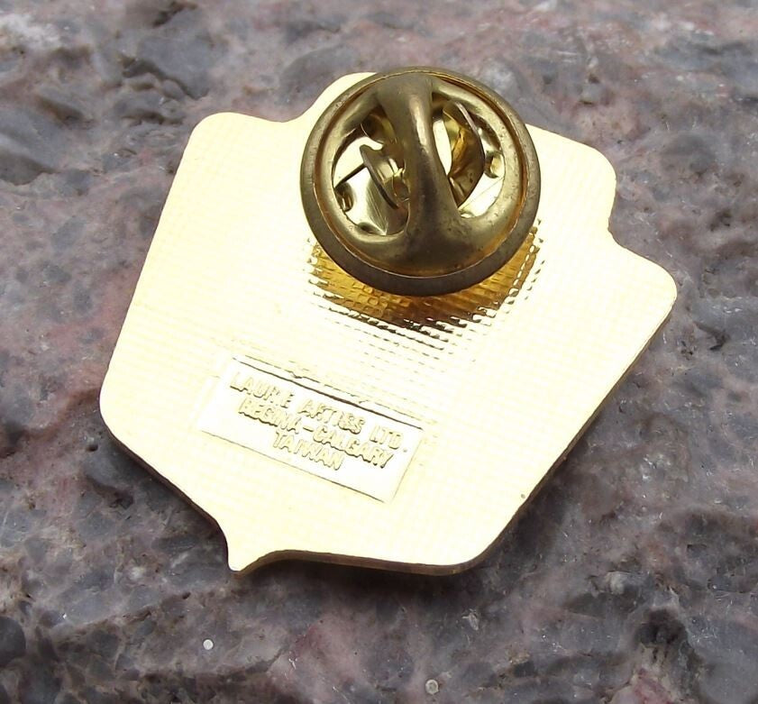 Watrous Saskatchewan Canada Canadian Tourist Golf Train Swimming Pin Badge