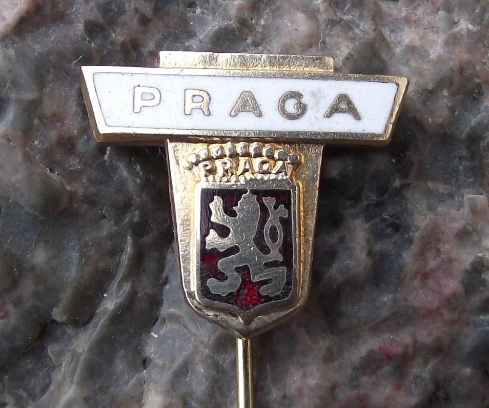 Vintage Praga Czech Veteran Car Bus Truck Panzer Tank Firm Lion Logo Pin Badge - Badgecrazy