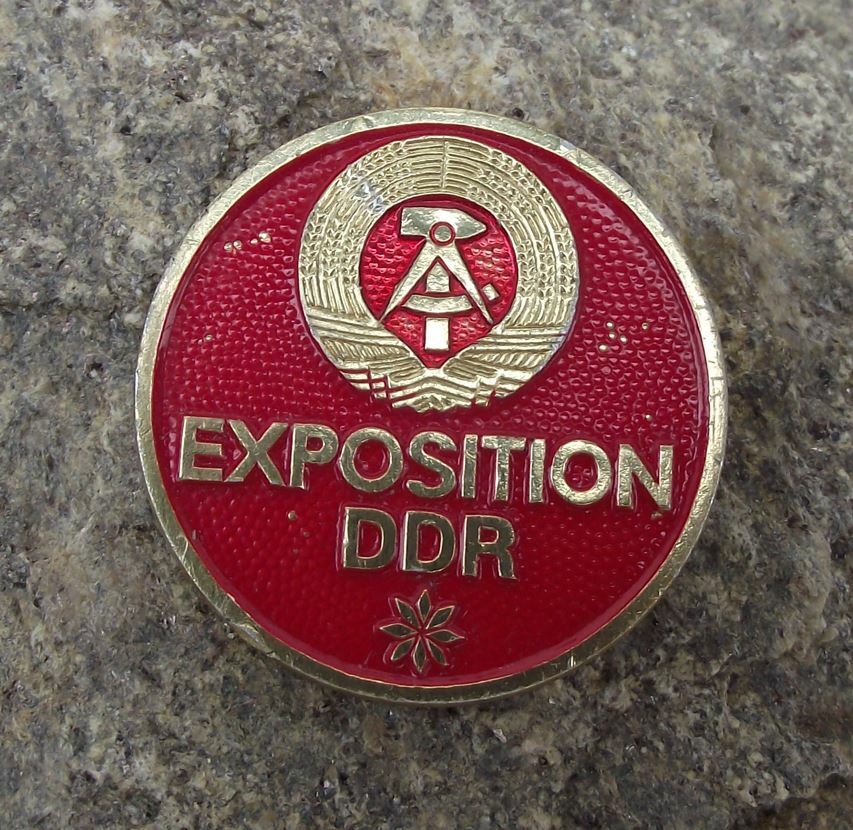 Exposition DDR East Germany Expo GDR German Trade Show Exhibition Pin Badge - Badgecrazy