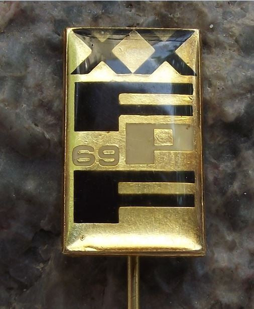 1969 FFP Czech Filmovy Exhibition 20th Communist Workers Film Festival Pin Badge - Badgecrazy