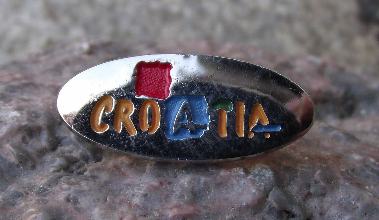 Croatian National Tourist Board Croatia Holiday Logo Emblem Motif Pin Badge - Badgecrazy