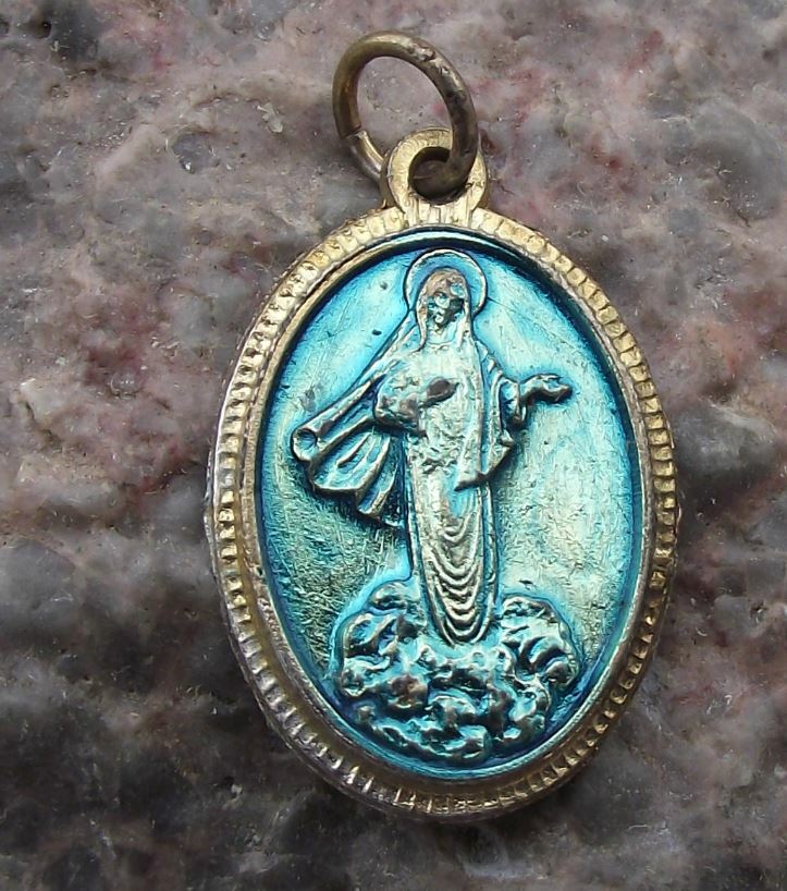 Antique Blessed Mother Mary Christian Religious Holy Necklace Icon Charm - Badgecrazy