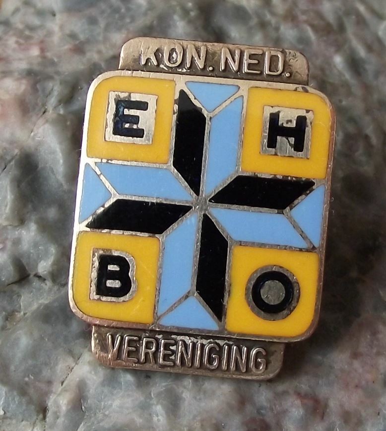 Vintage EHBO First Aid Holland Dutch Red Cross Medical Uniforn Screw Badge - Badgecrazy