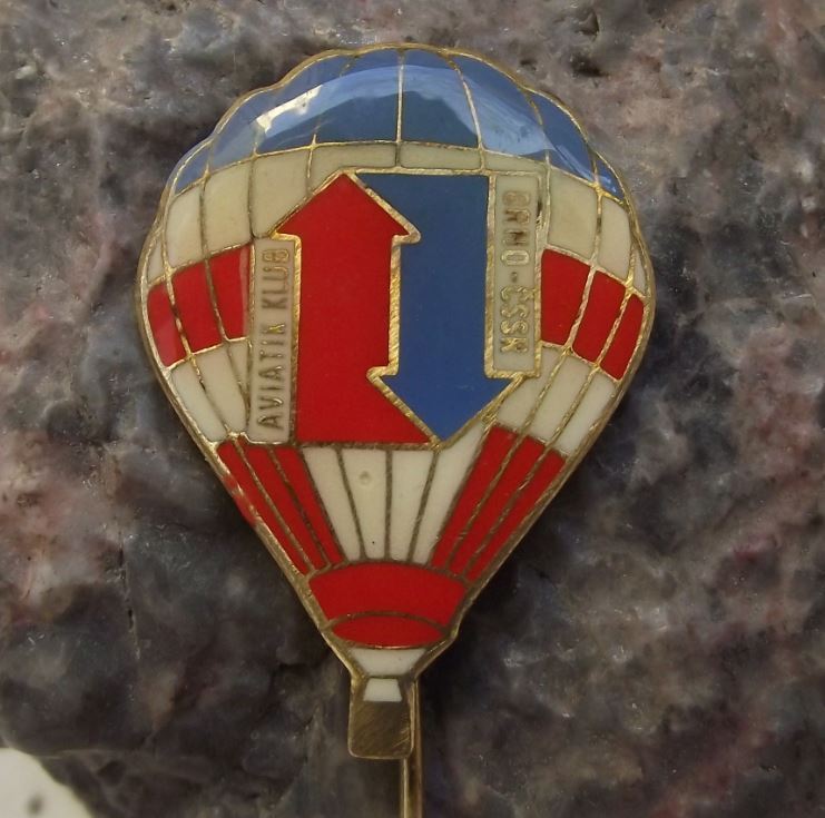 Brno Czechoslovakia Hot Air Balloon Aviation Aviatik Ballooning Club Pin Badge - Badgecrazy