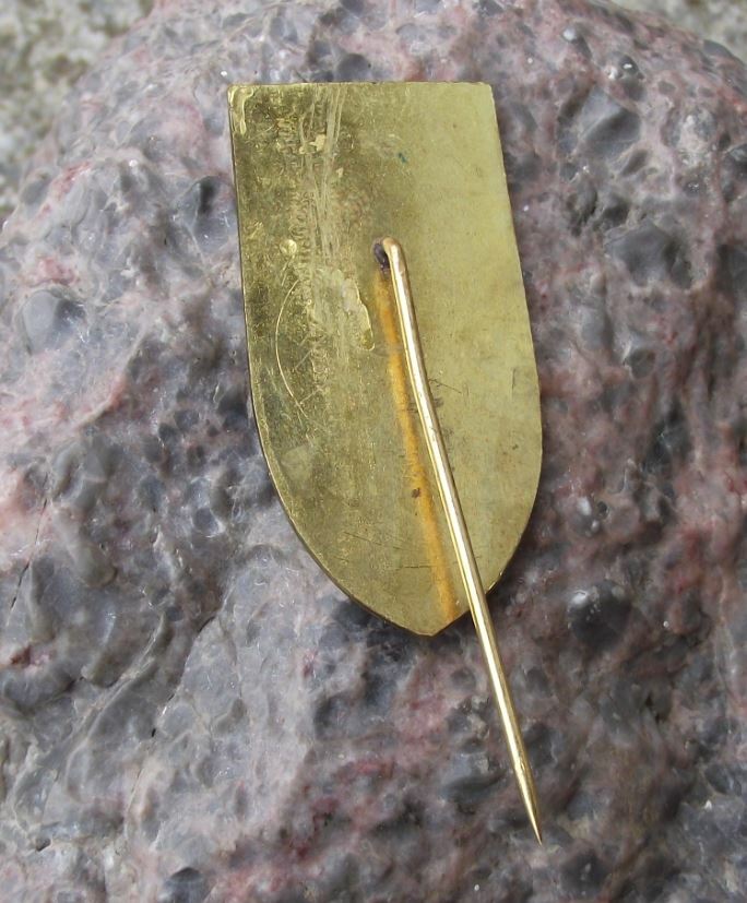 1980 FIS Skiing Qualification Competition Czechoslovakia Ricky Ski Pin Badge - Badgecrazy