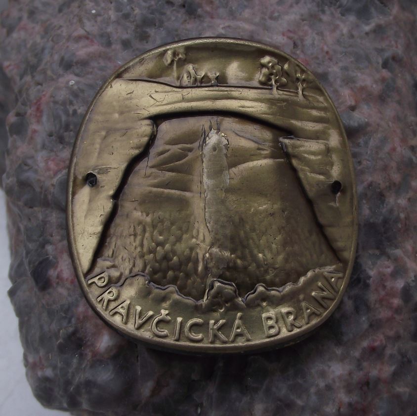 Pravcicka Brana Czech Natural Rock Arch Walking Stick Shield Plate Stocknagel - Badgecrazy