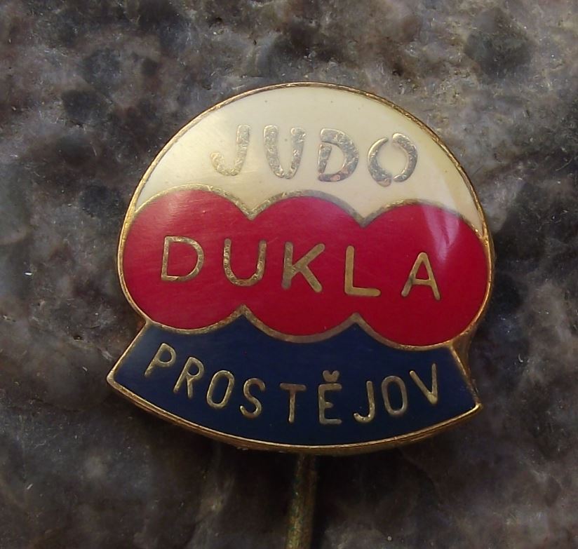 Czechoslovakia Czech Judo Association Dukla Prostejov Martial Art Club Pin Badge - Badgecrazy