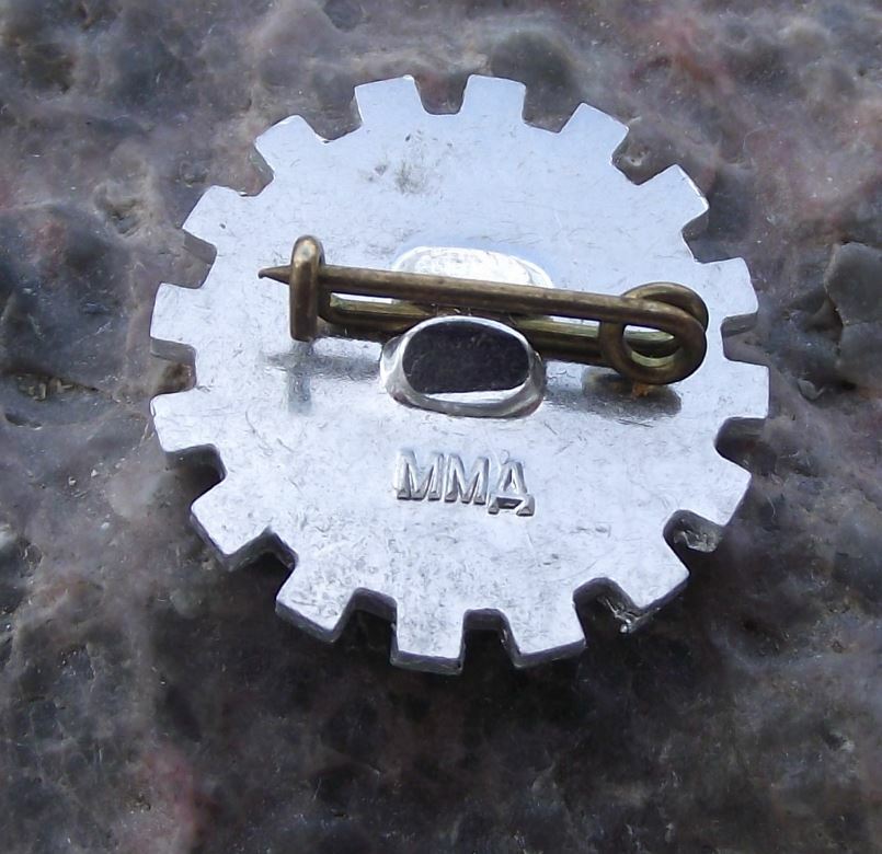 Vintage Architecture Building Russian Exhibition Science Centre BAHX Pin Badge - Badgecrazy