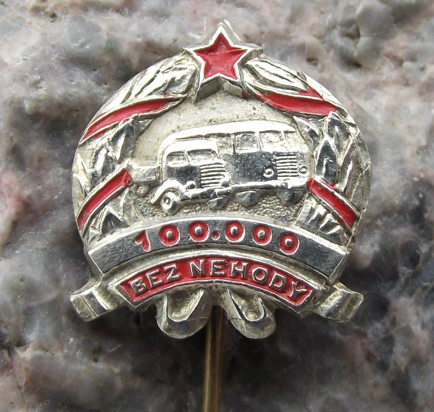 Antique Czechoslovakia Safe Driver Award Bus Truck Accident 100000 km Pin Badge - Badgecrazy