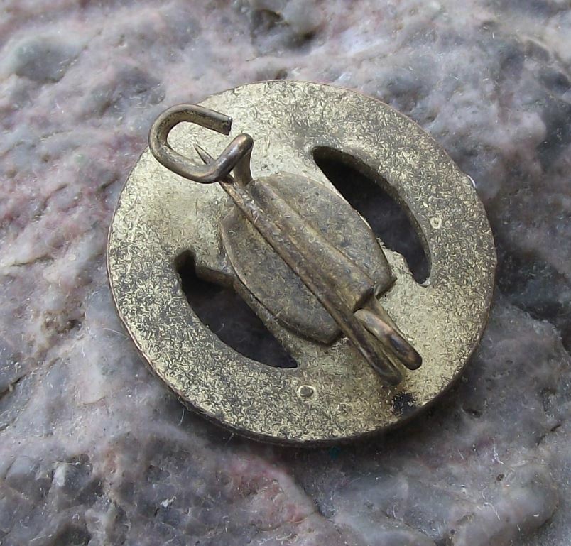 KTW Komitee fur Touristik und Wandern Hiking East Germany GDR DDR Pin Badge - Badgecrazy