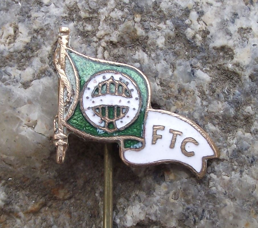 Antique Ferencvarosi Ferencvárosi Torna Club Bajnok FTC Football Flag Pin Badge - Badgecrazy