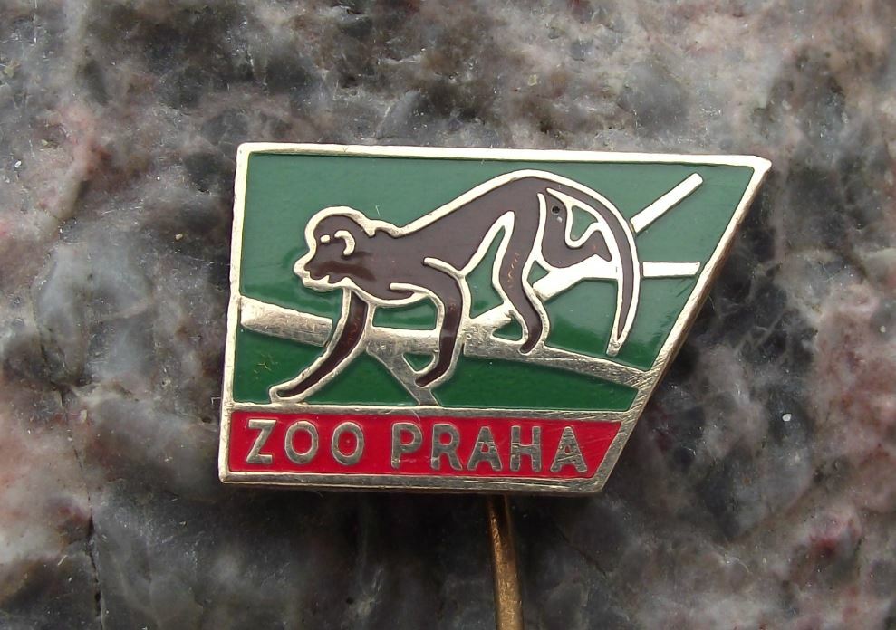 Antique 1960s Prague Zoo Tree Monkey Gibbon Ape Visitor Souvenier Pin Badge - Badgecrazy