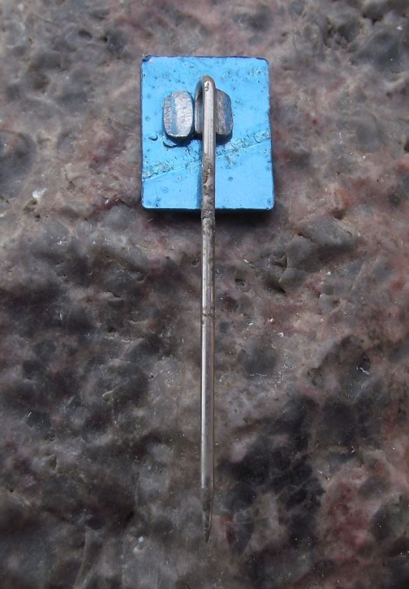 Vintage Blue British Leyland Automobiles Classic Car Manufacturer Logo Pin Badge - Badgecrazy